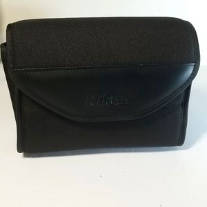 Nikon Aculon Black bag